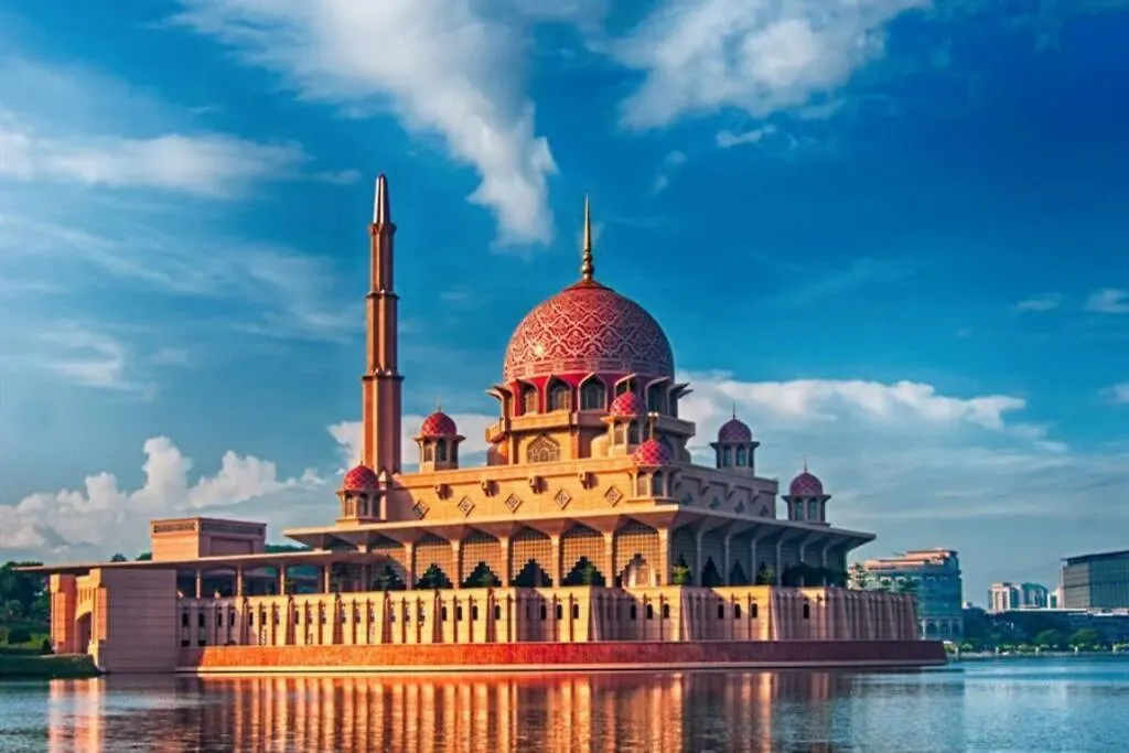 Alanis Residence 3Br Free Wifi + Netflix Sepang